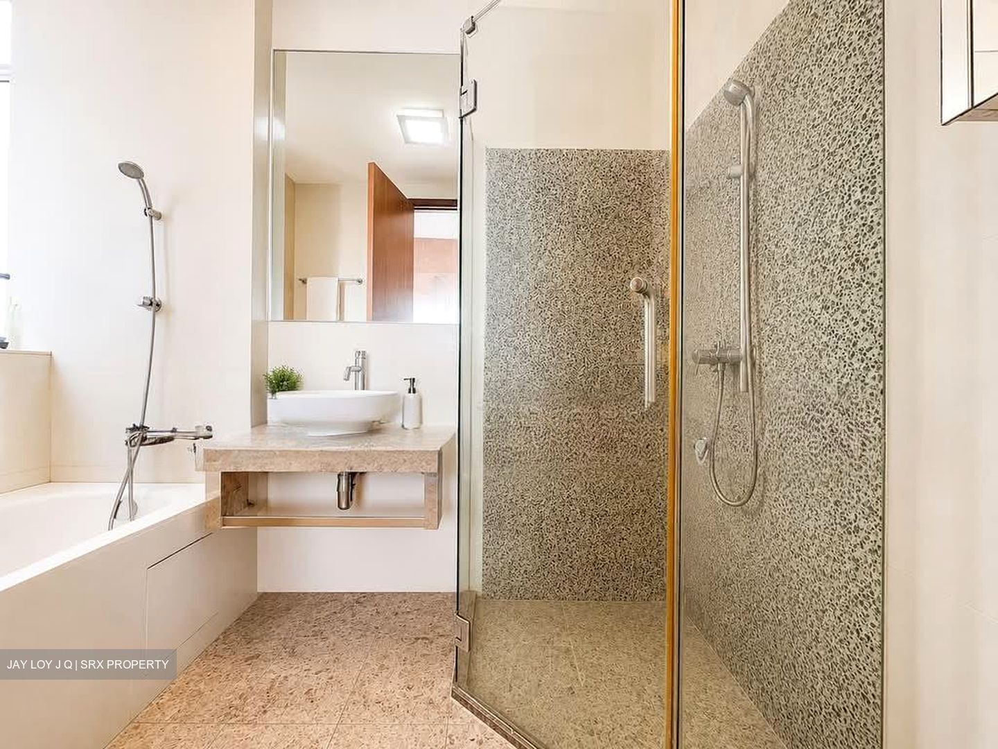Grosvenor View (D14), Condominium #569580651